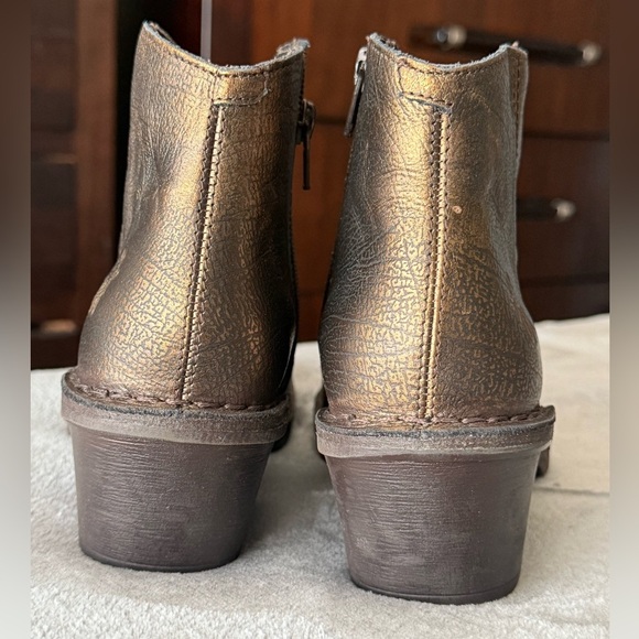 Fly London Ankle Boots Gold Bronze Block Heel Zip Up Booties Womens EU 37 US 6.5 - Picture 5 of 16